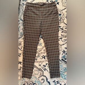 So Goods For Life Women’s Houndstooth Pattern Large Leggings Measure 31x28